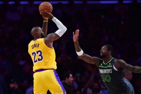 Sự thật tàn nhẫn của NBA được phản ánh đầy đủ trong giới hạn gia hạn hợp đồng của James với Lakers