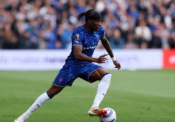 Maduaike đồng ý gia nhập Arsenal, Arsenal đã nghiện mua 