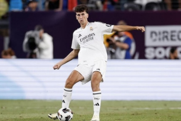 Khóa Cuomo ở Real Madrid và các bản hợp đồng tiền vệ cũng đã đạt được tiến bộ