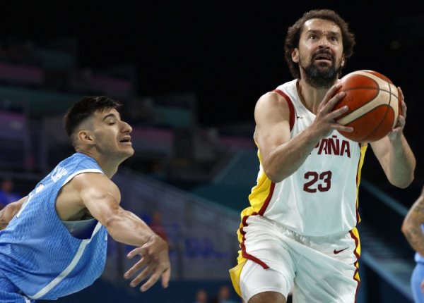 Người bảo vệ bóng rổ nam Tây Ban Nha Ruhr: Gần như gia nhập Rockets sau 15 năm. Harden gọi để tuyển 