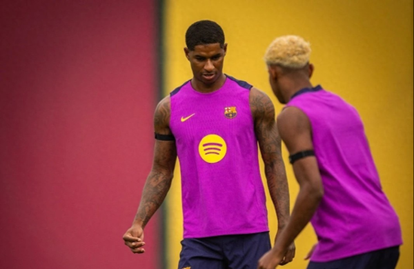 Barcelona: Flick tăng cường kỷ luật ở Barcelona, Rashford cần thay đổi